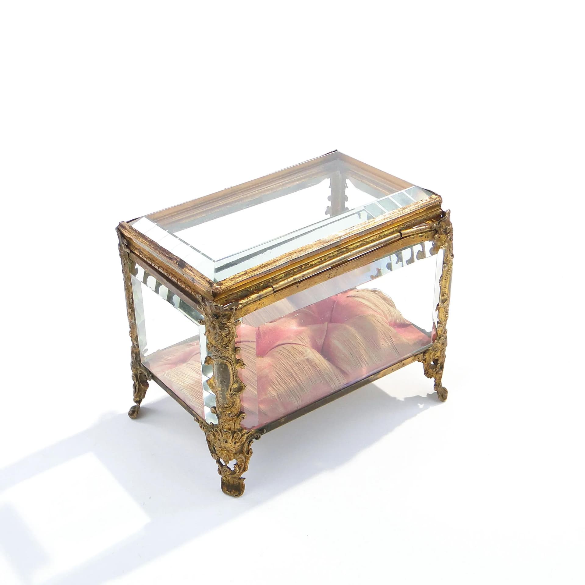 Pudełko na biżuterię, szkło kryształowe transparent, brąz złocony, Francja, XIX w. - 9159