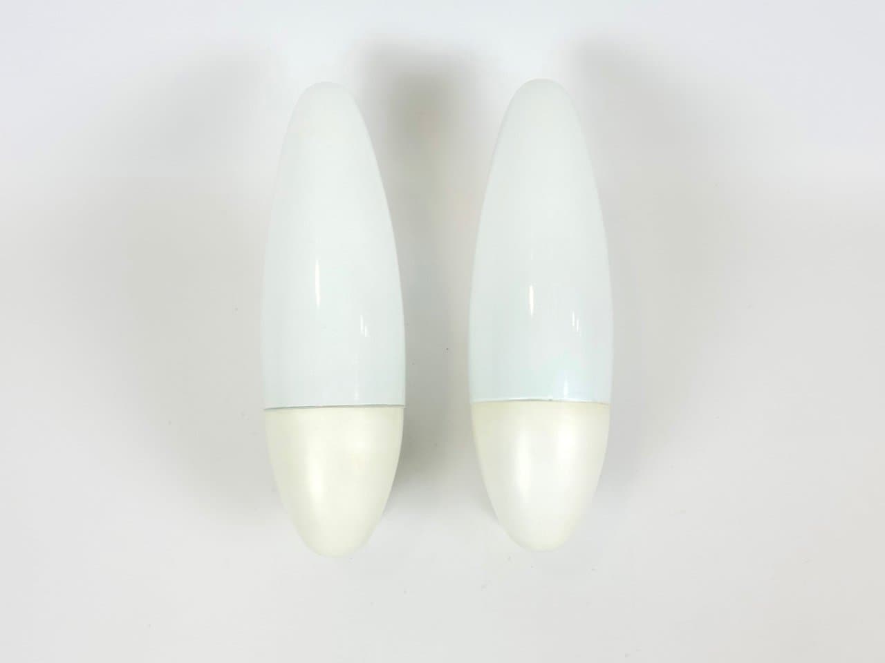Para kinkietów ściennych Bauhaus Model 13702, kość słoniowa, bakelit, Czechosłowacja, lata 40. - 152560