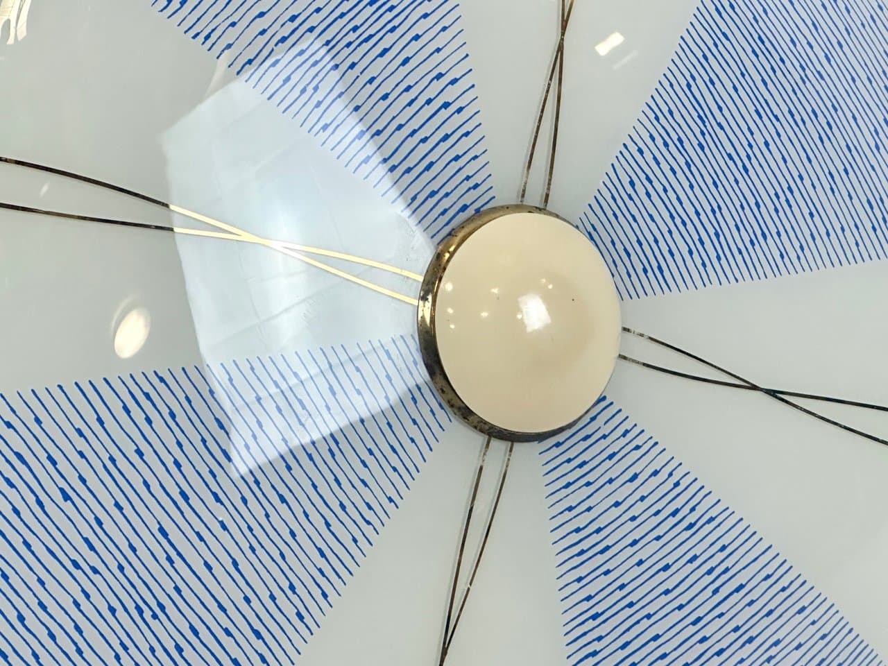 Pendant lamp, ivory glass, Czech Republic, 1960s. - 152571