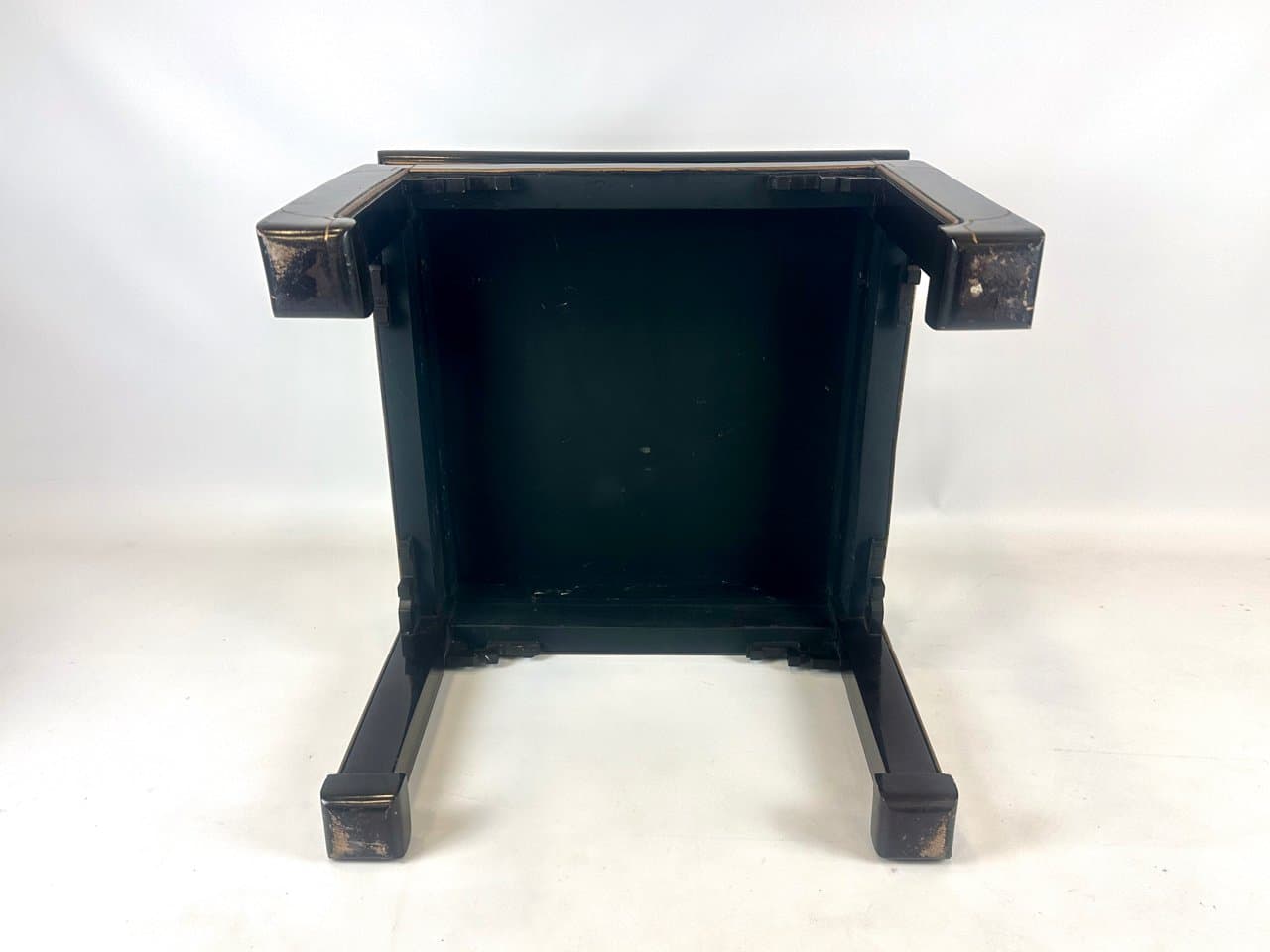 Coffee table, black lacquered wood, China, 1950s. - 152669
