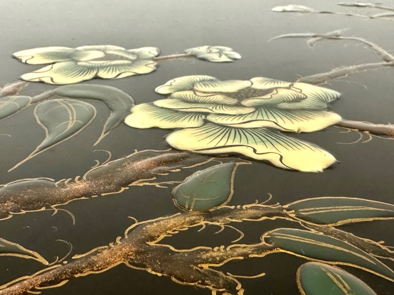 Coffee table, black lacquered wood, China, 1950s. - 152663