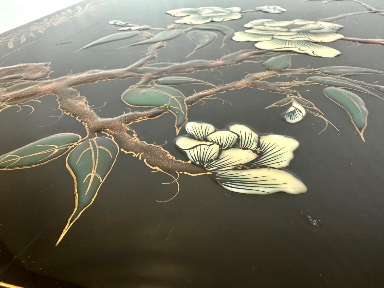 Coffee table, black lacquered wood, China, 1950s. - 152661