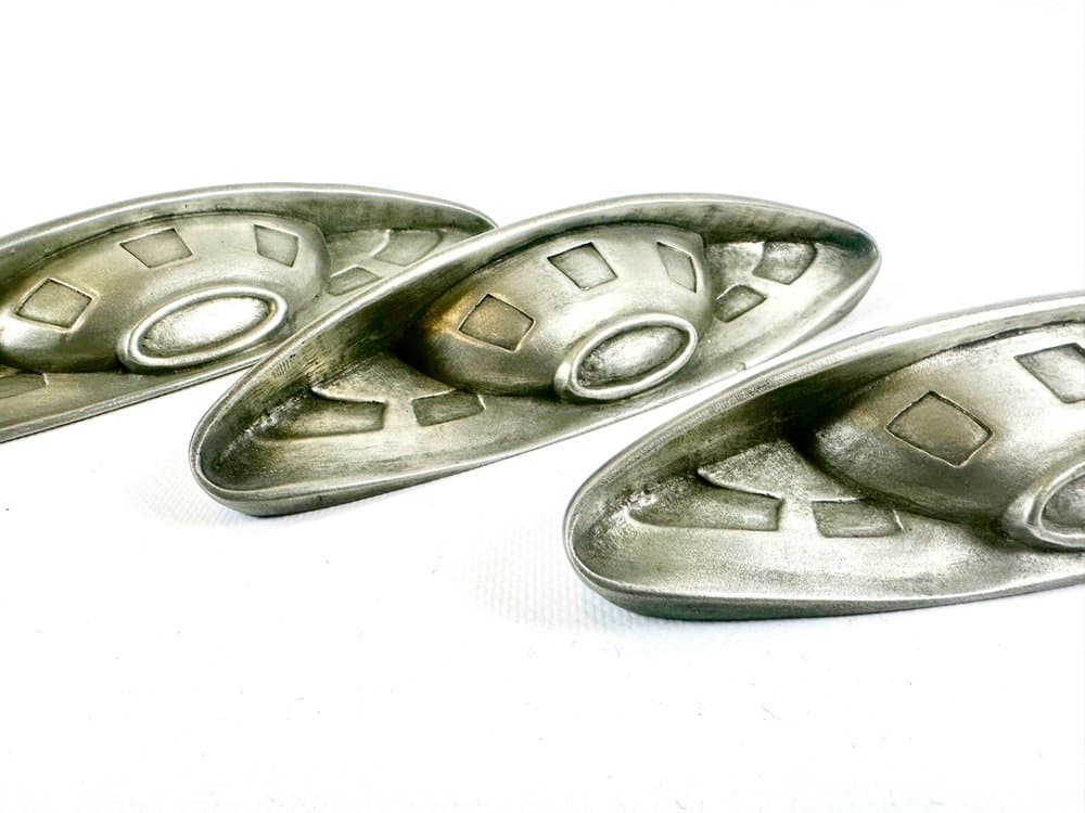 zestaw trzech rzeźb ściennych Space Age, srebrny, gips, Wielka Brytania, lata 60. - 152723