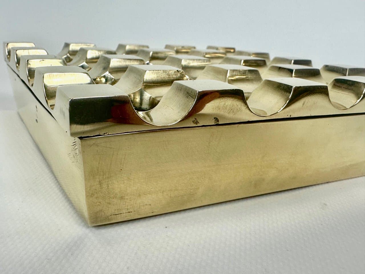 Popielniczka Ultima, złoty mosiądz, Szwecja, lata 60. - 152751