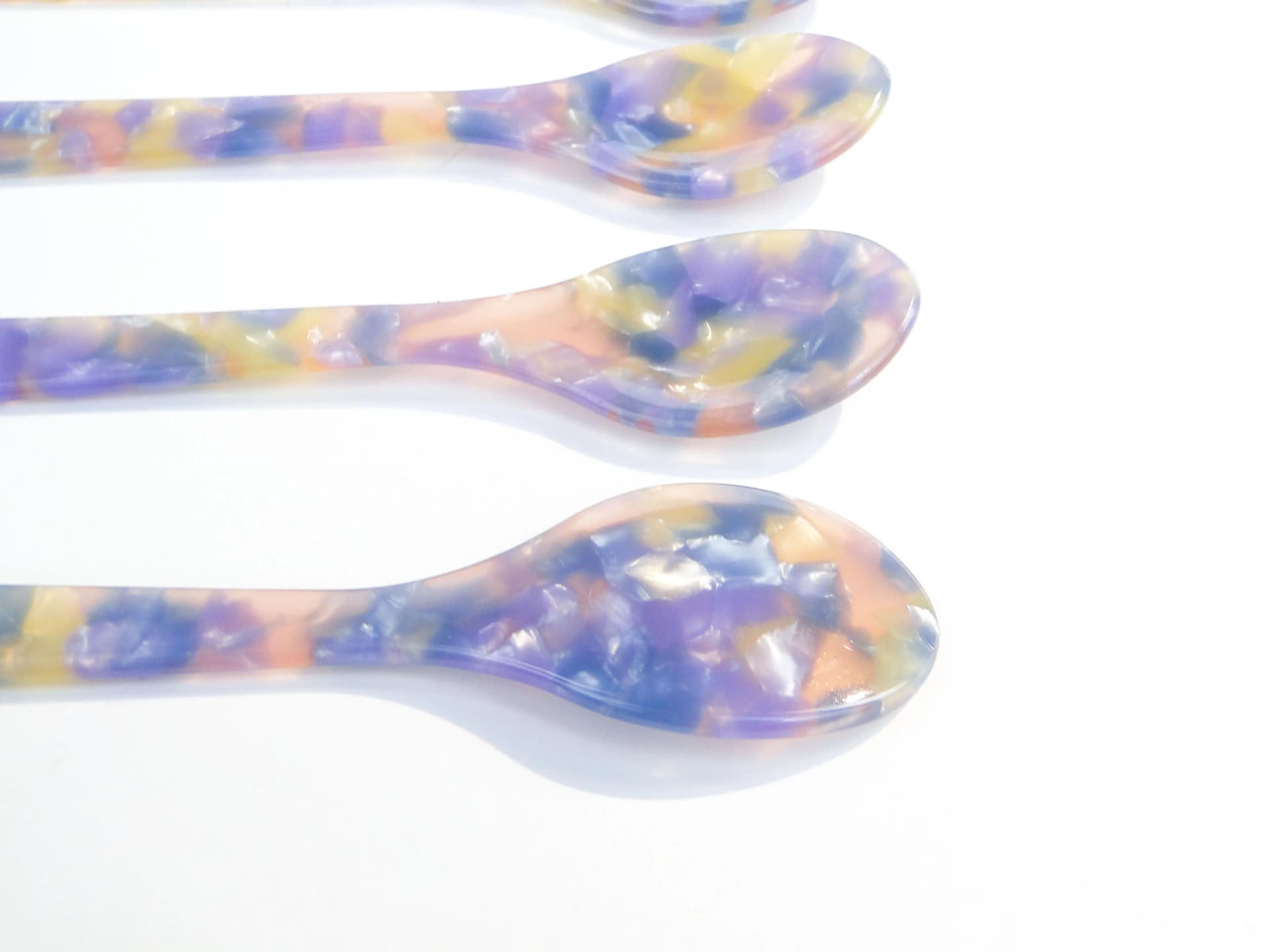 Set of Six Caviar Spoons, multicolor Bakelite, mid-century modern, second half of 20th c. - 9081