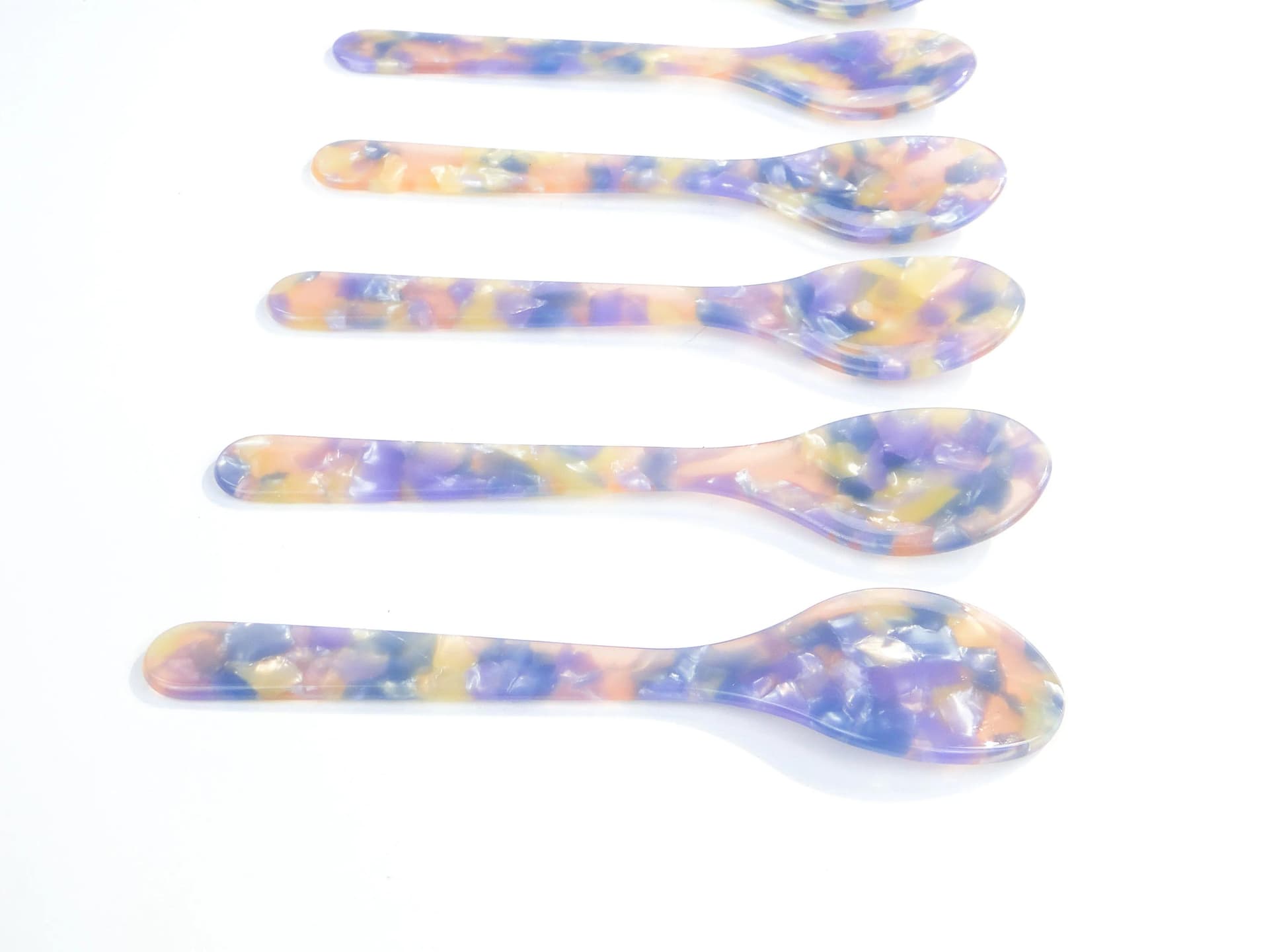 Set of Six Caviar Spoons, multicolor Bakelite, mid-century modern, second half of 20th c. - 9080