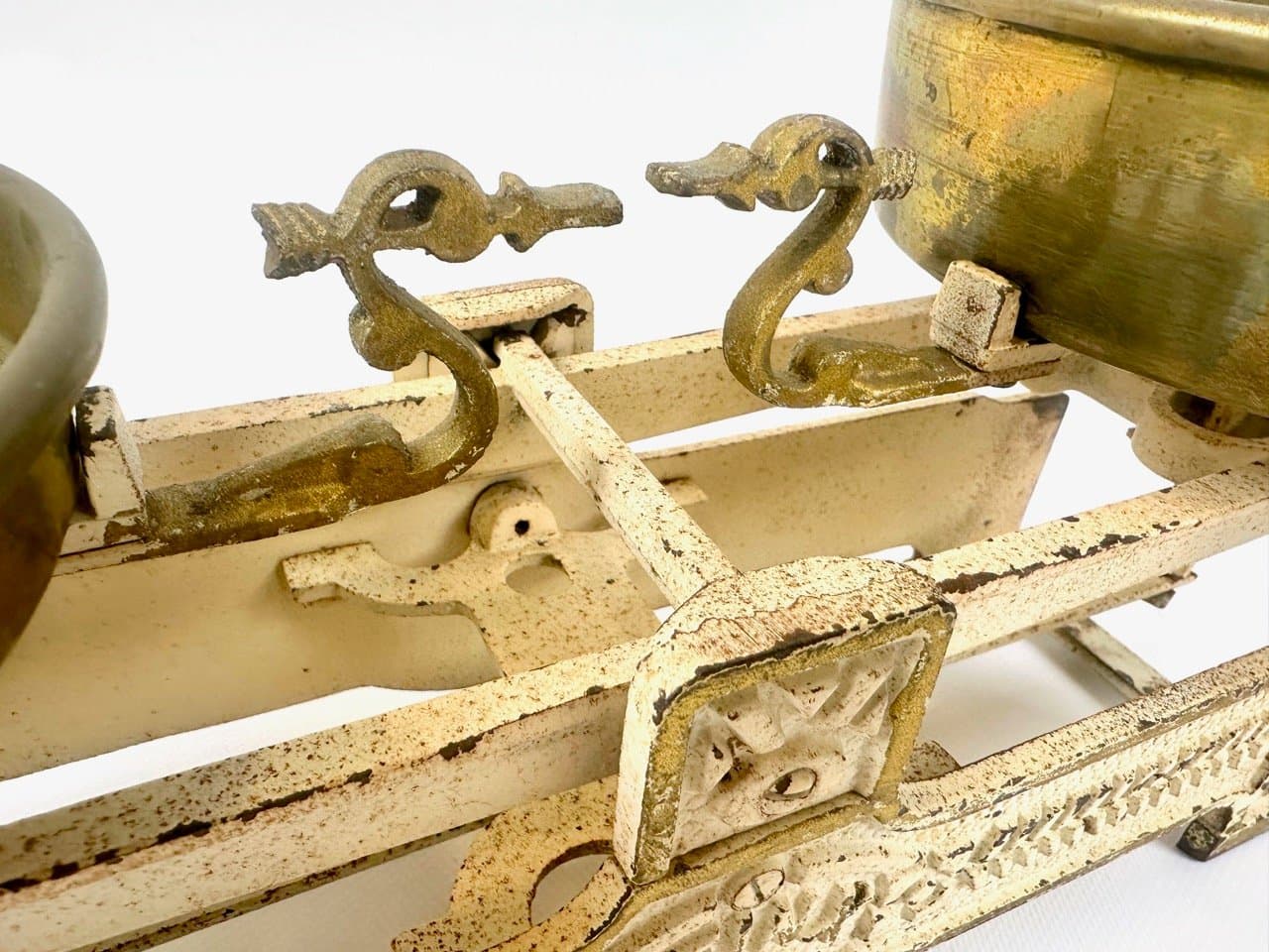 Kitchen Scale Sfinx, Art Nouveau, ivory white cast iron, golden brass, Czech Republic, early 20th c. - 153196