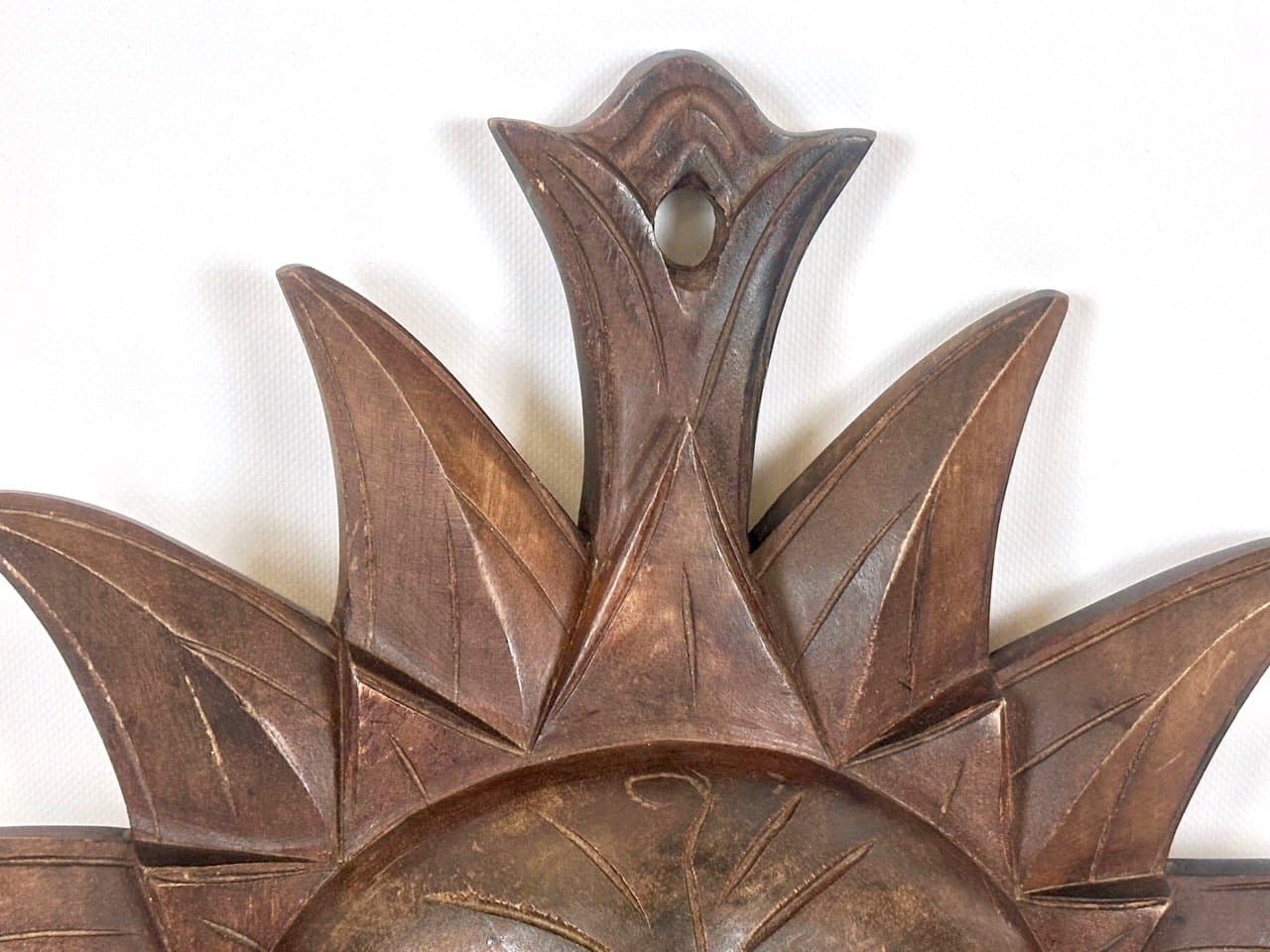 Rzeźba ścienna Słońce, brązowy, orzech, Folk Art, przed 1890 - 153229