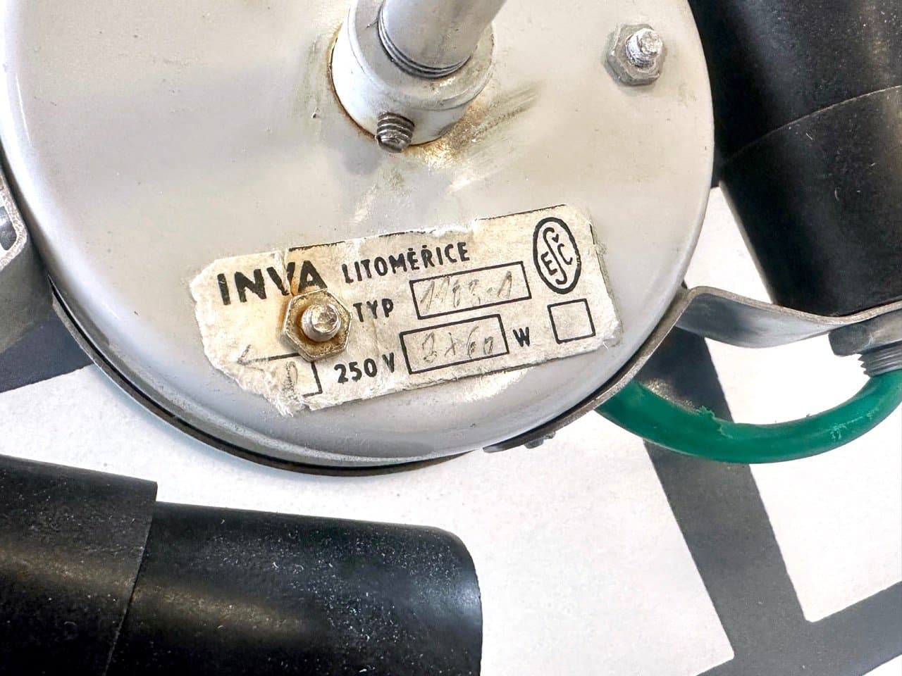 Lampa wisząca, biała, szkło, Czechosłowacja, lata 60. - 153284