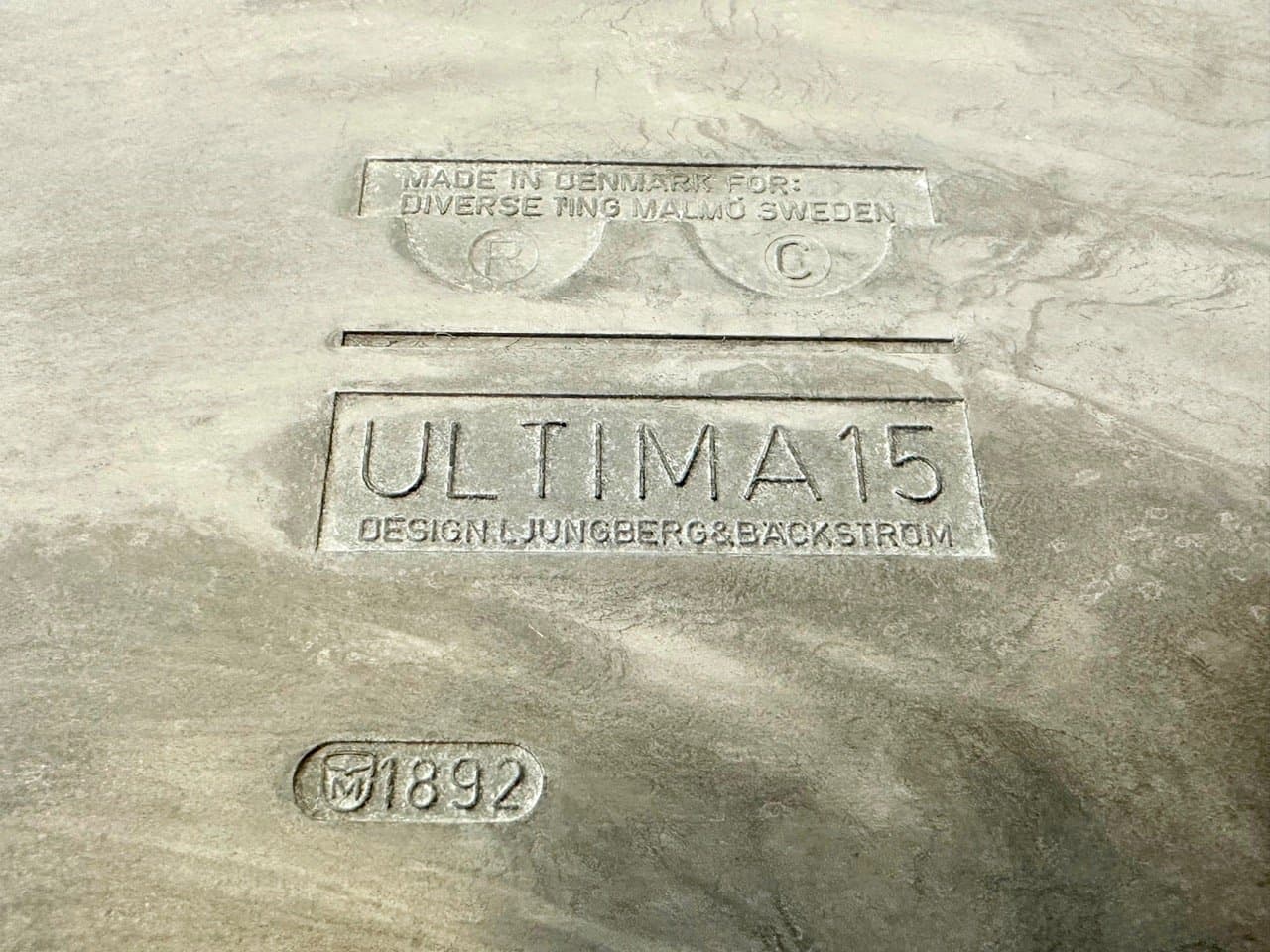 Popielniczka Ultima 15, srebrny, aluminium, proj. H. Bäckström, B. Ljungberg, Dania, lata 60. - 153323