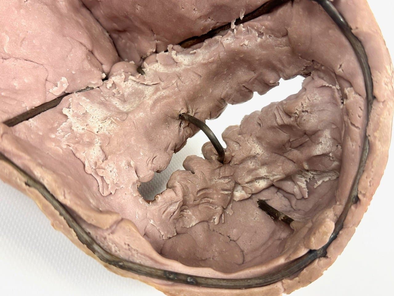 Maska artystyczna, beżowy, żywica, Czechy, lata 70. - 153474