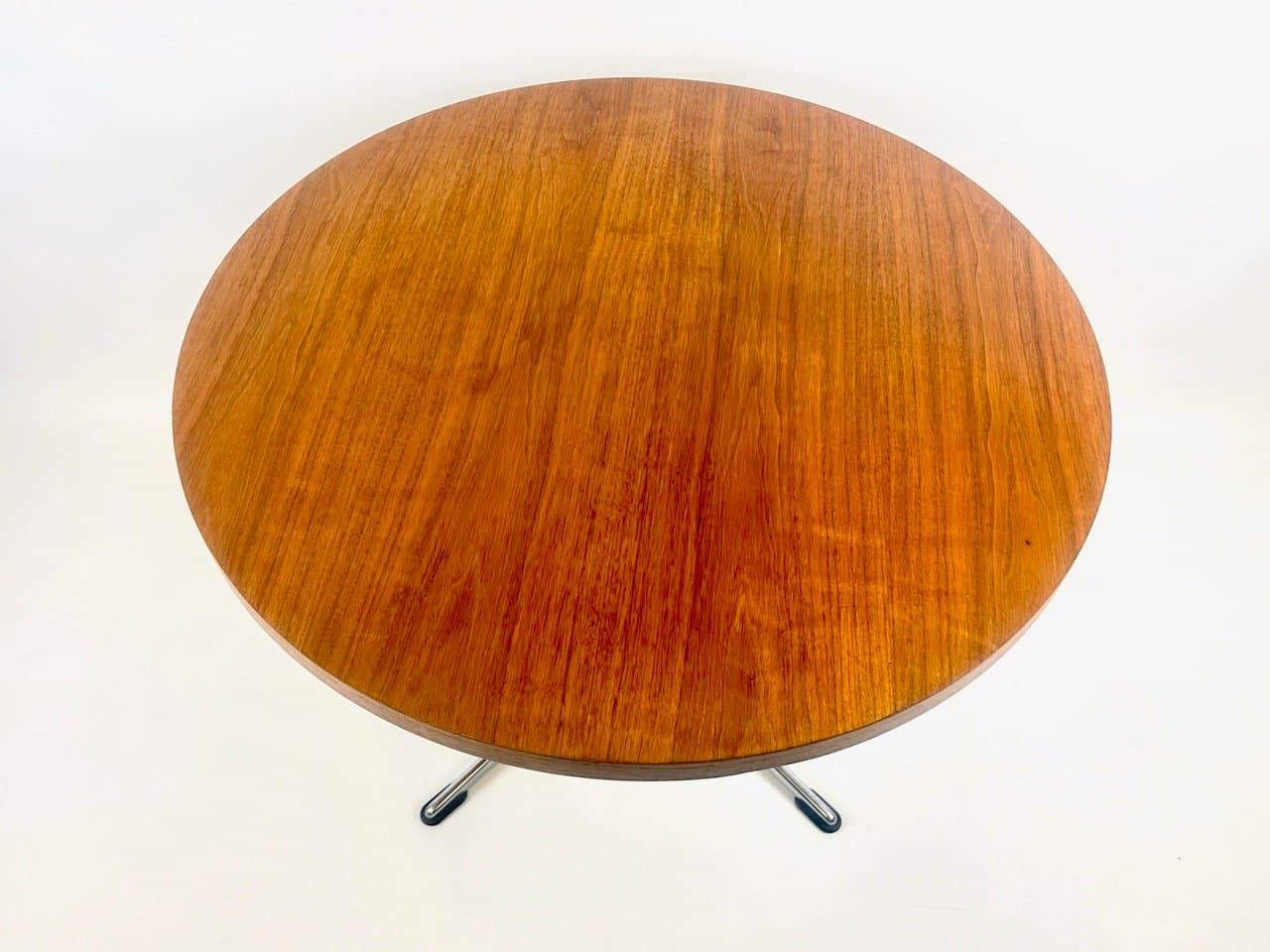 Coffee table, brown walnut, Germany, 1960s. - 153538