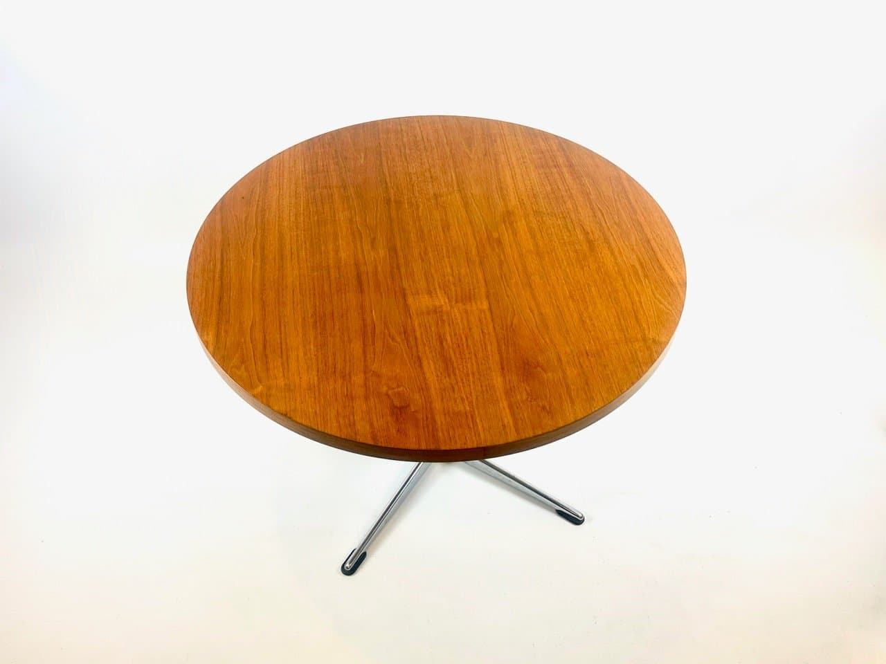 Coffee table, brown walnut, Germany, 1960s. - 153536