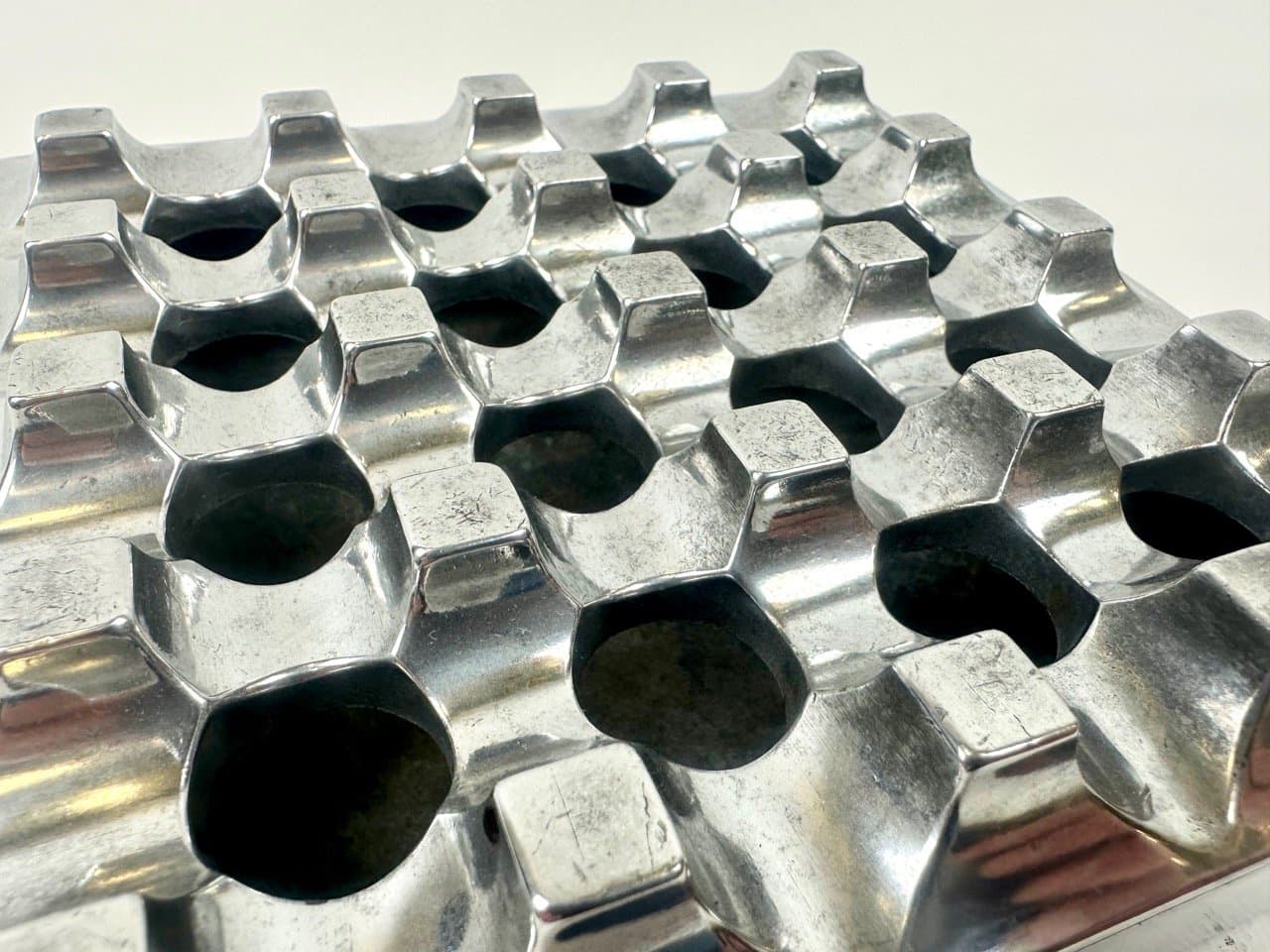 Popielniczka Ultima 15, srebrny, aluminium, Szwecja, lata 60. - 153574