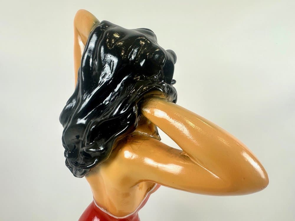 Figurka Pin-Up Girl, czerwona, żywica, USA, lata 50. - 153949