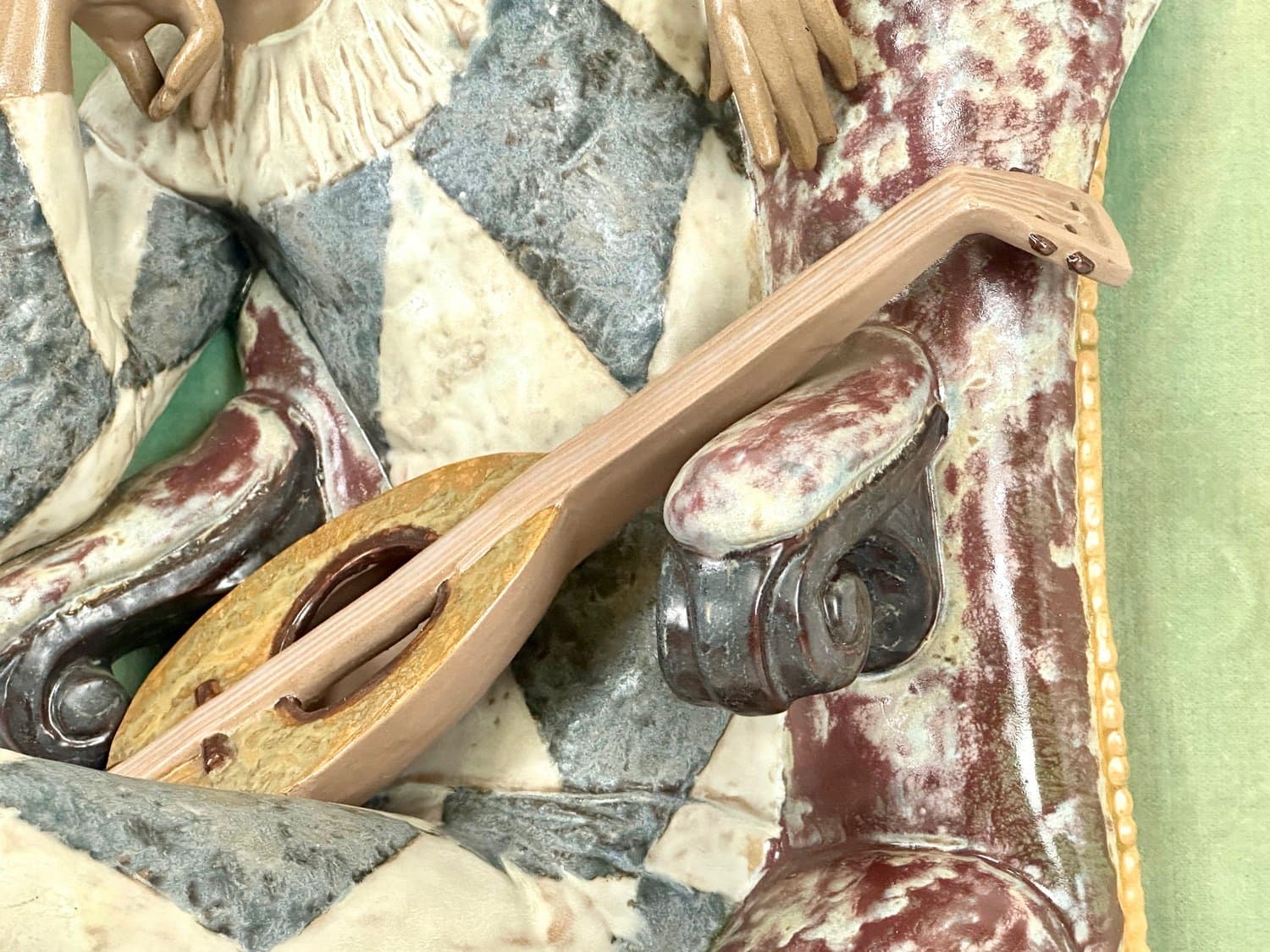 Rzeźba ścienna Harlequin, multicolor, ceramika, F. García, Hiszpania, lata 70. - 154511