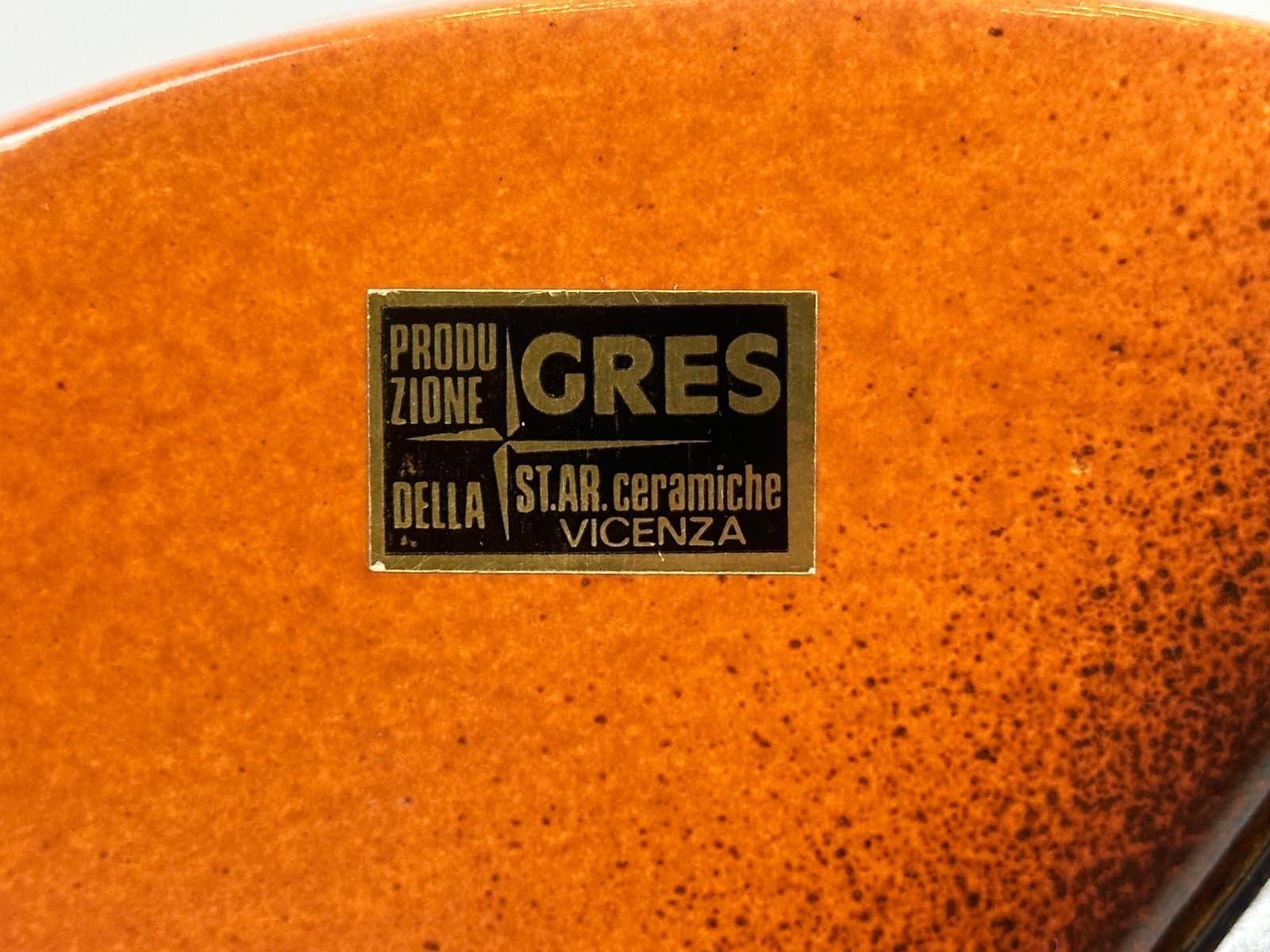 Vase, orange stoneware, by E. Lucini, Italy, 1970s. - 154626