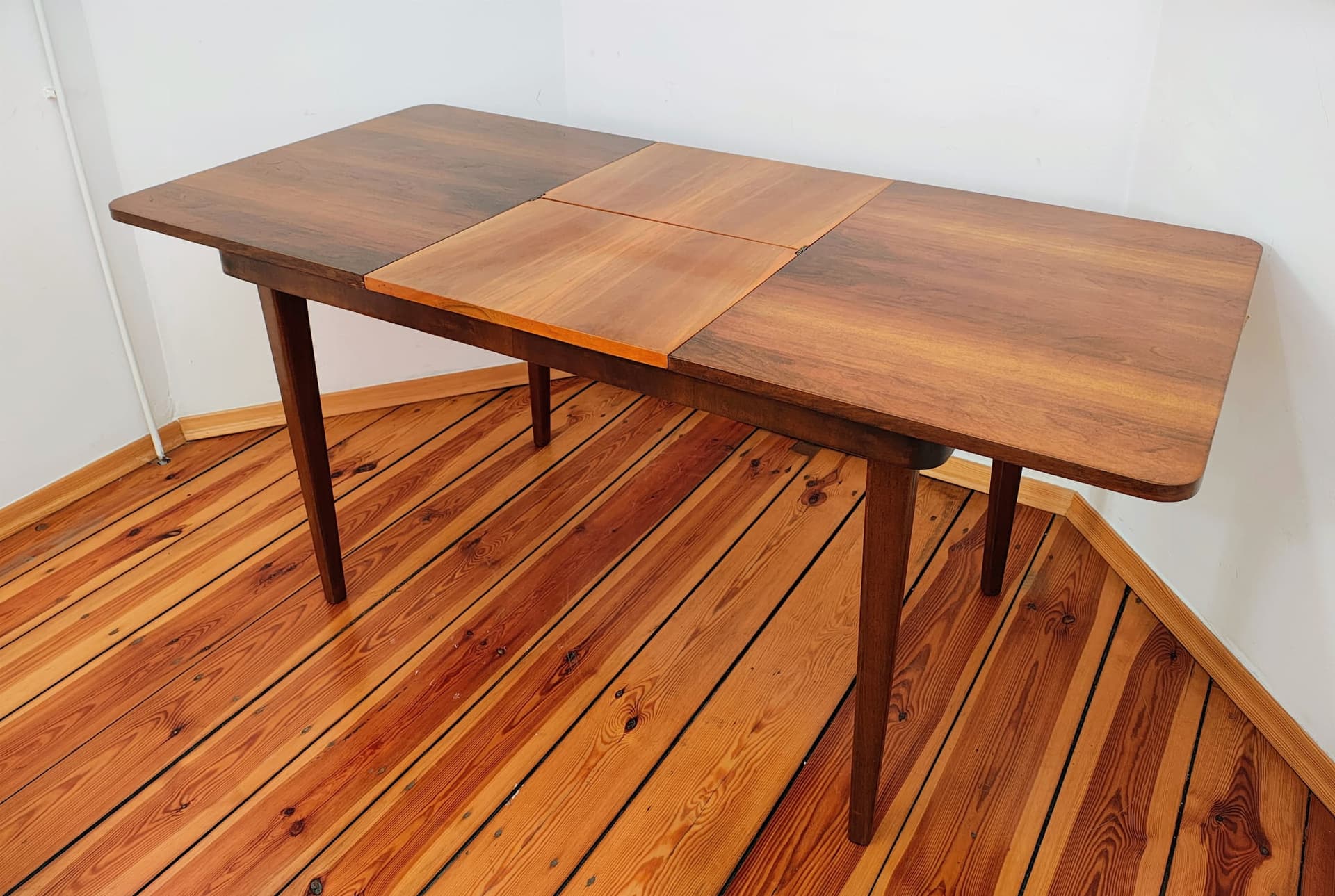 Extendable table, brown walnut, by J. Halabala, Jitona, Czechoslovakia, 1960s. - 136340
