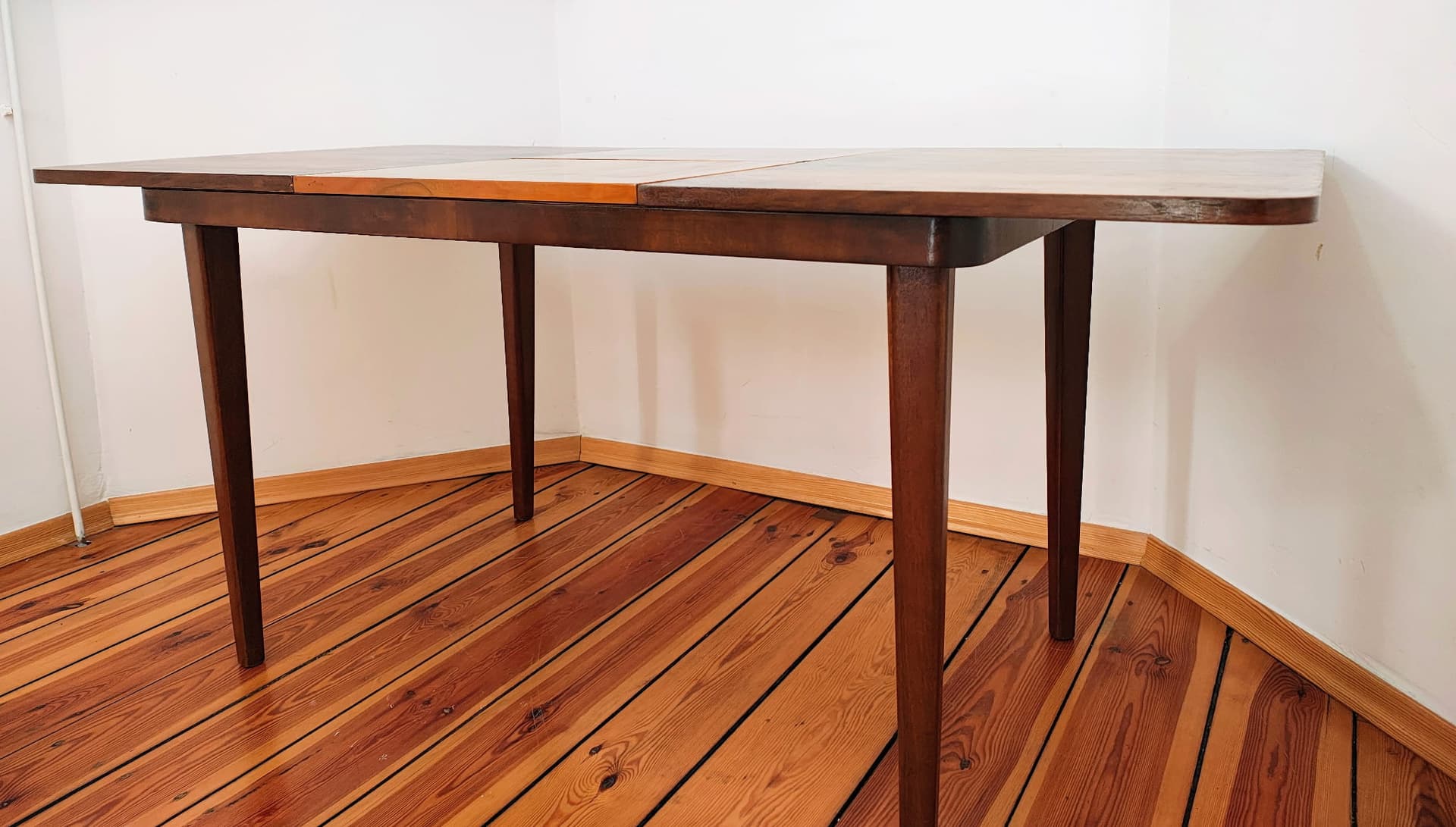 Extendable table, brown walnut, by J. Halabala, Jitona, Czechoslovakia, 1960s. - 136345