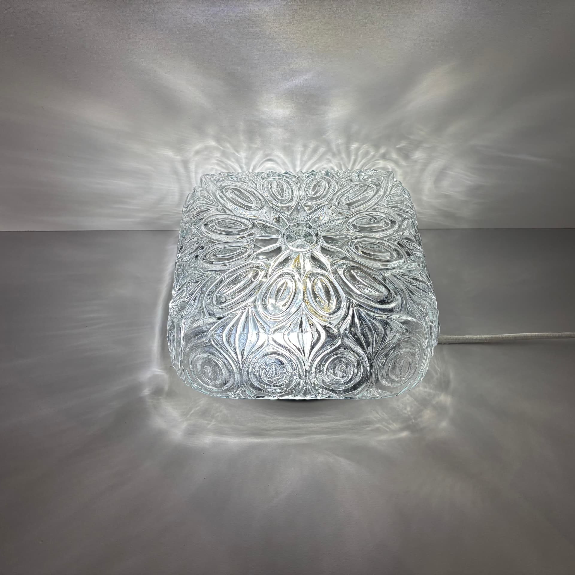 Kinkiet, transparentne szkło, bakelit czarny, Niemcy, lata 70. - 136373