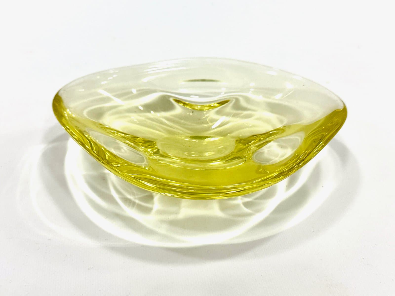 Bowl, yellow glass, attrib. M. Klinger, Železný Brod, Czech Republic, 1960s. - 155189