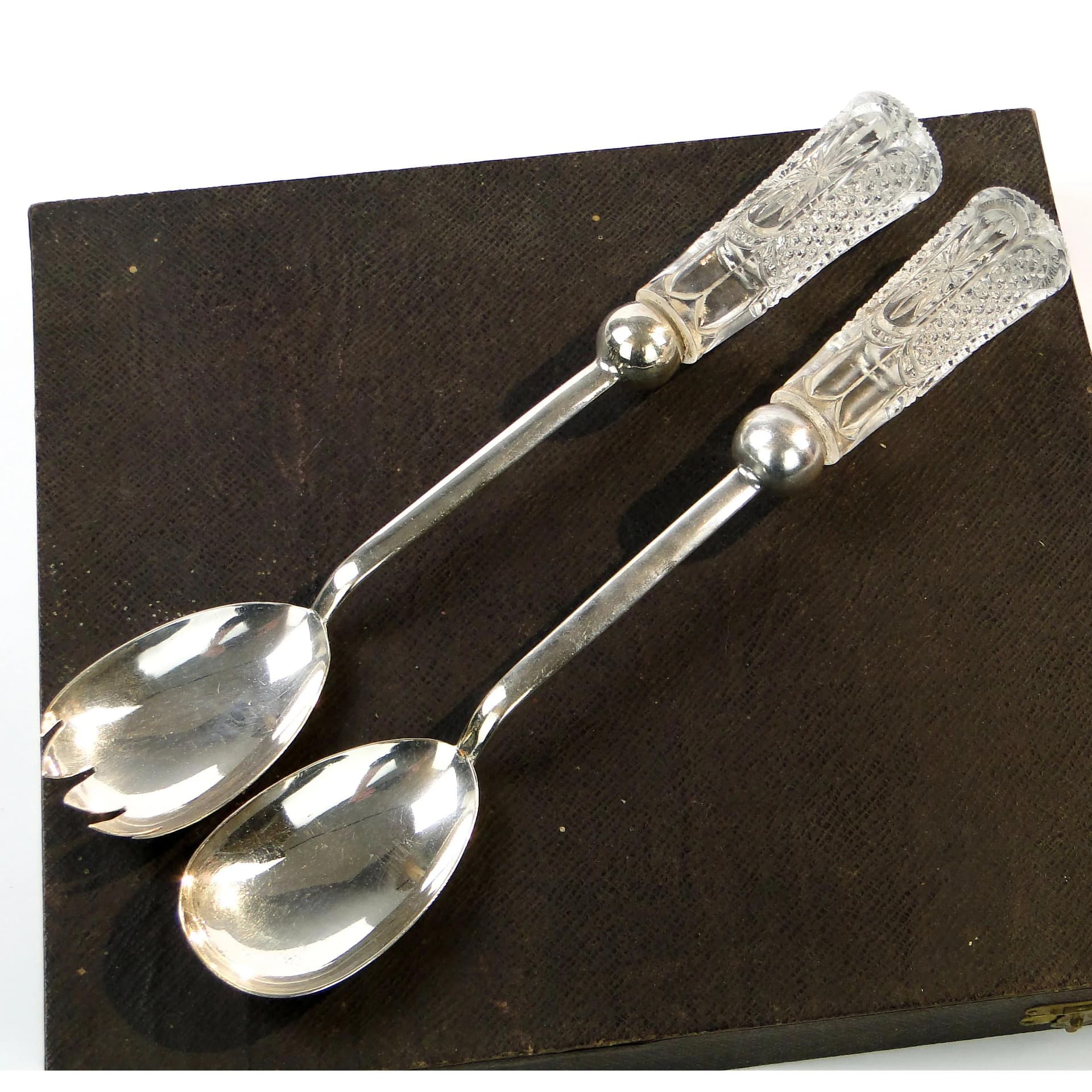 Salad servers, transparent crystal, silver-plated brass, United Kingdom, 1940s. - 9498