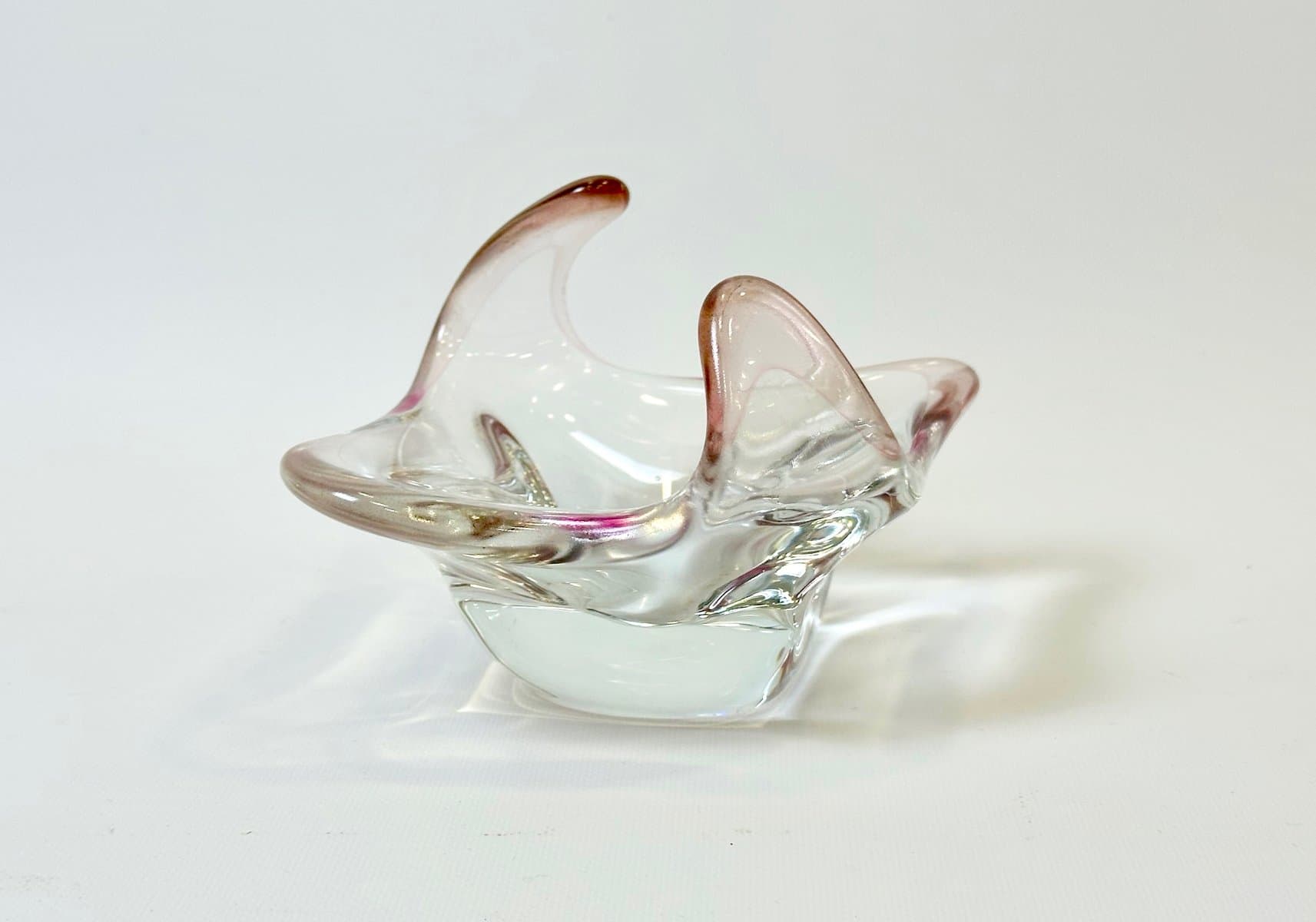 Art glass bowl, transparent pink, glass, attributed to J. Beránek, Skrdlovice, Czech Republic, 1960s. - 155029