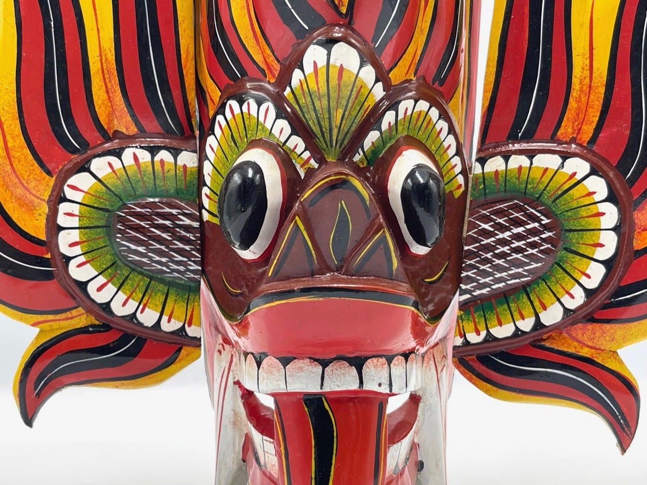 Maska Mayura Raksha, multikolor, drewno, Sri Lanka, XVIII w. i starsze - 155116