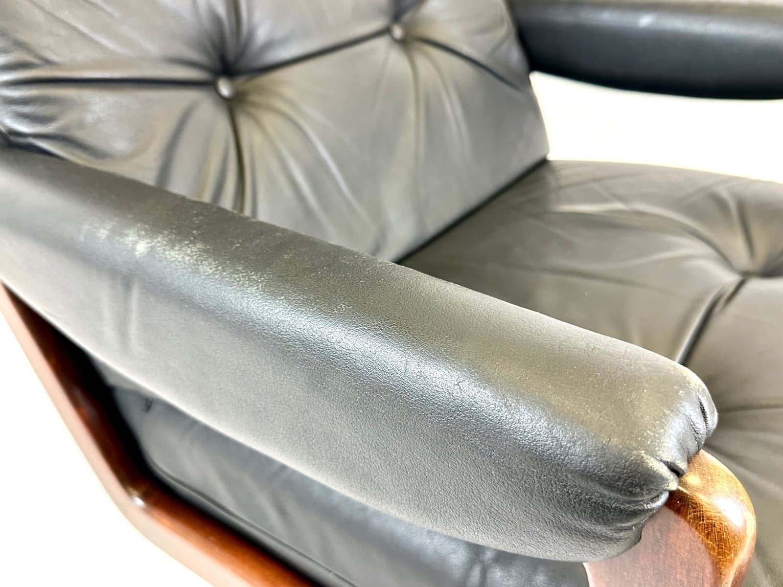 Fotel obrotowy, skóra czarna, buk, stal, Niemcy, lata 70. - 155155