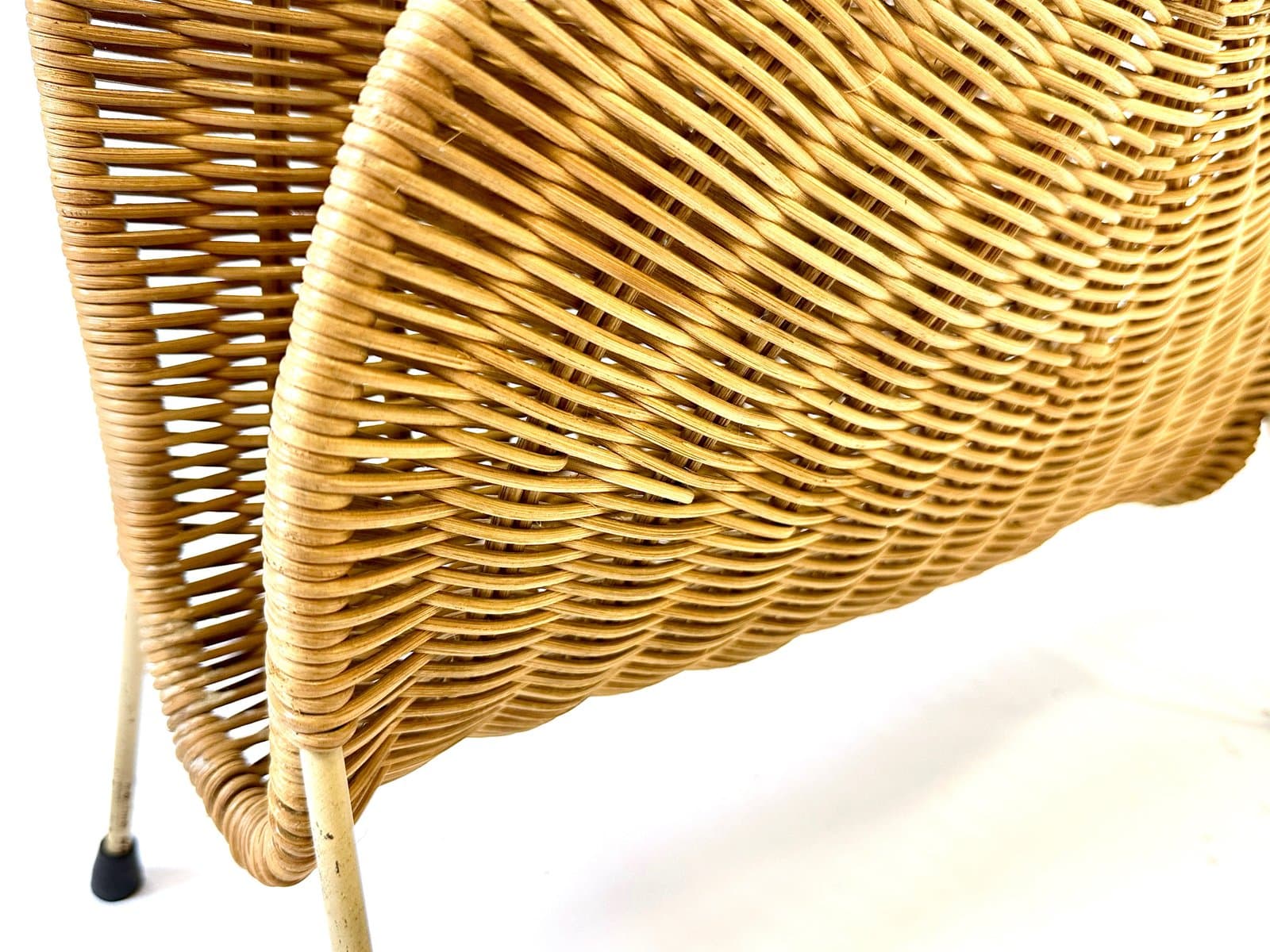 Stojak na gazety, beżowy, wiklina, stal, Niemcy, lata 60. - 155169