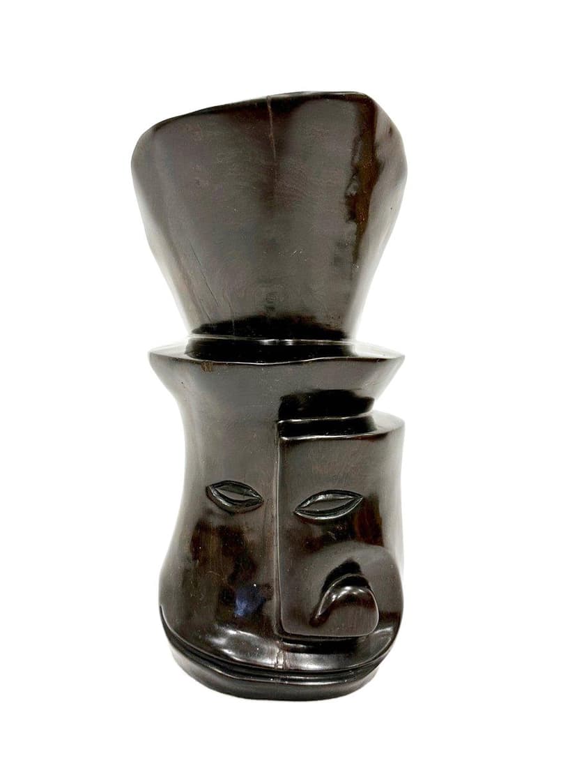 Rzeźba głowy kubistyczna, heban czarny, lata 60.