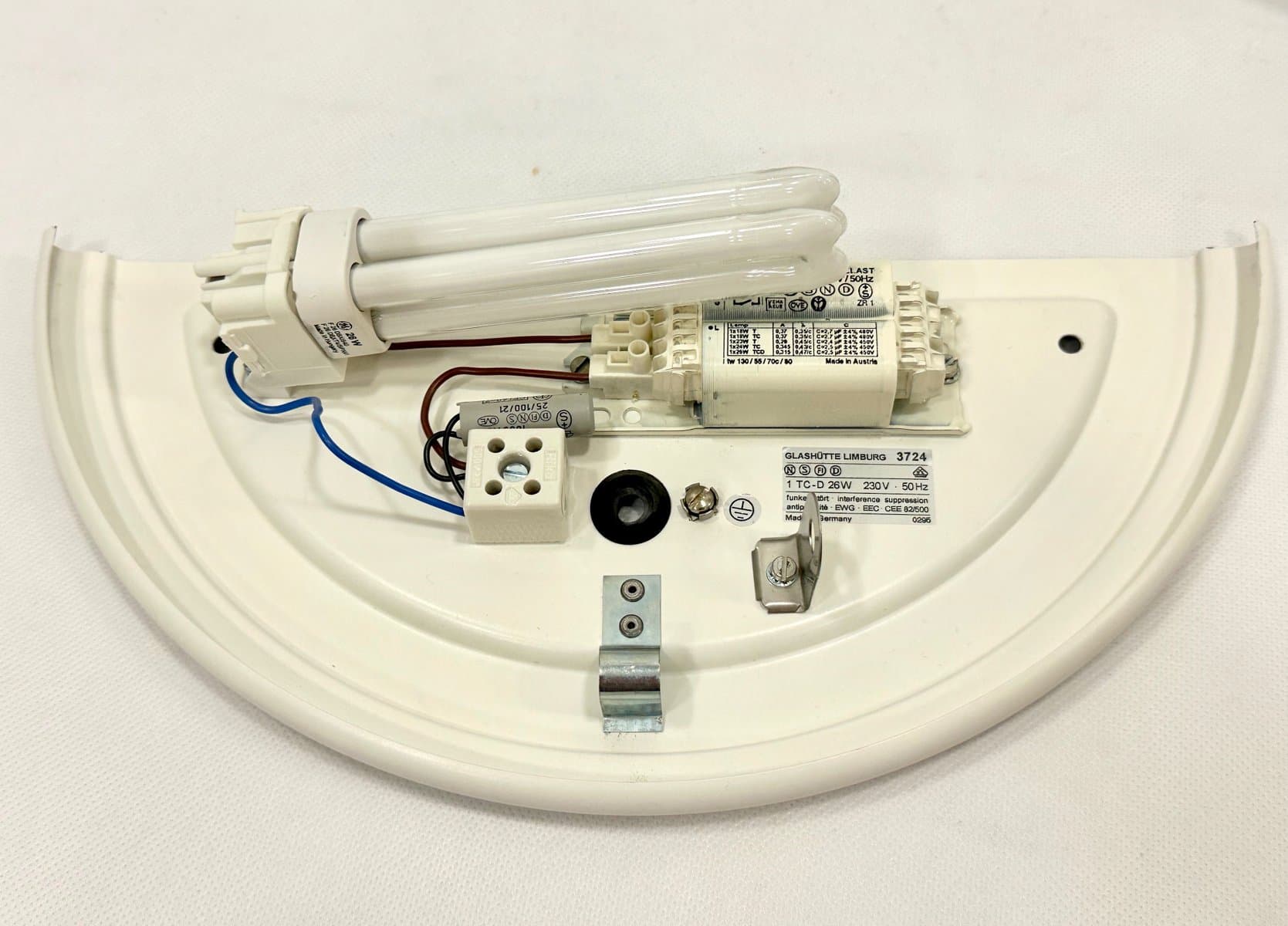 Para kinkietów ściennych, szkło mleczne białe, Limburg, Niemcy, lata 70. - 155277