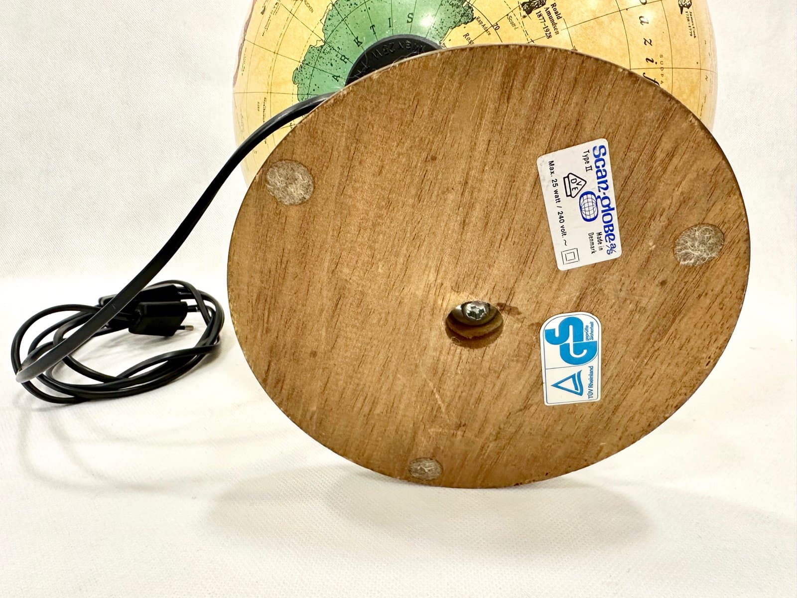 Globus podświetlany, beżowy, metal, plastik, teak, Dania, lata 90. - 155296