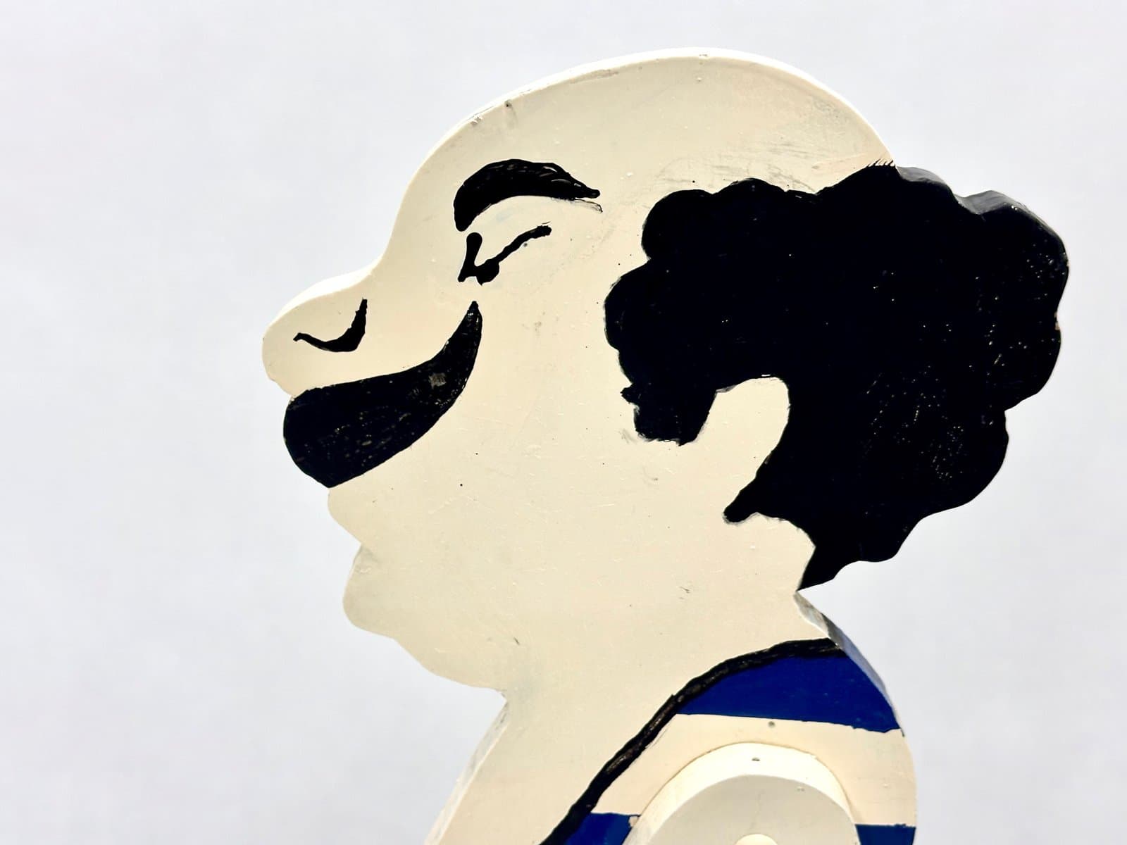 Figura lokaj Art déco, pływak, drewno ivory white, lata 50. - 155305