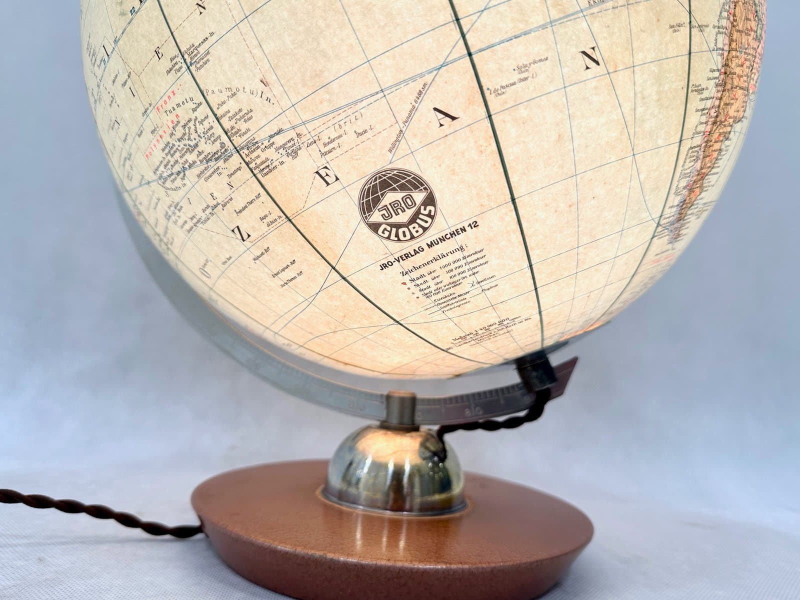 Lampa stołowa Globe, beżowy, szkło, metal, drewno, JRO Verlag, Niemcy, lata 50. - 155537