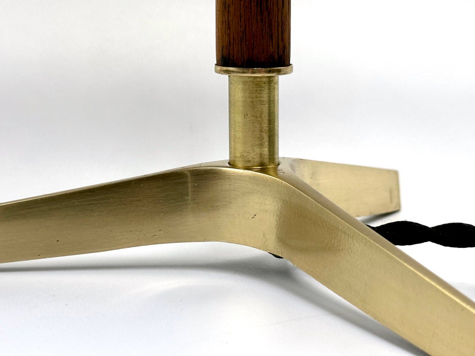 Table Lamp Tripod, golden brass, brown teak, white glass, Austria, 1950s. - 155650