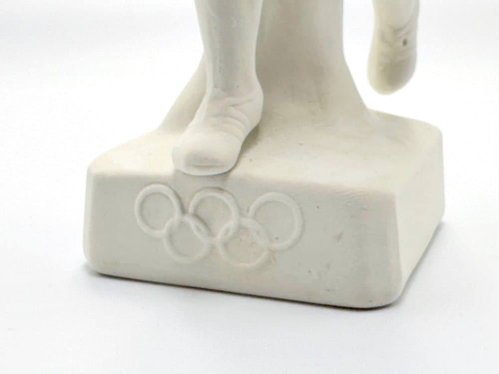 Figurka biegacza z pochodnią, Berlin Olympic Games, biały, porcelana biskwitowa, Niemcy, lata 30. - 155793