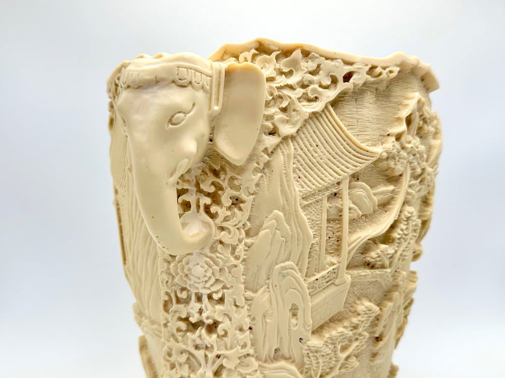 Wazon chiński, kość słoniowa, żywica, Chiny, lata 70. - 155866