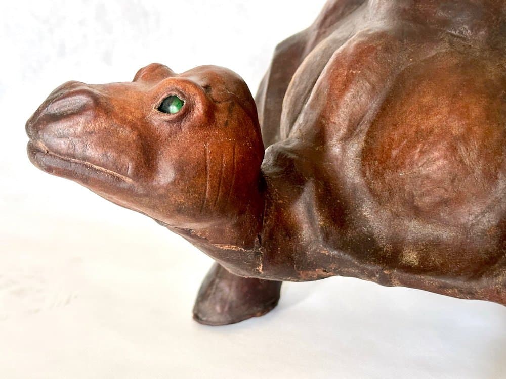 Figura żółwia, brązowy, skóra naturalna, lata 60. - 155881