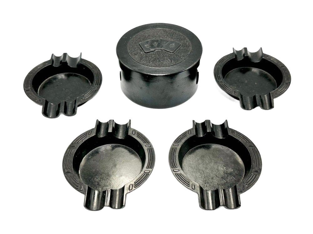 Zestaw pięciu popielniczek Card Suits, czarny, bakelit, Polska, lata 50.