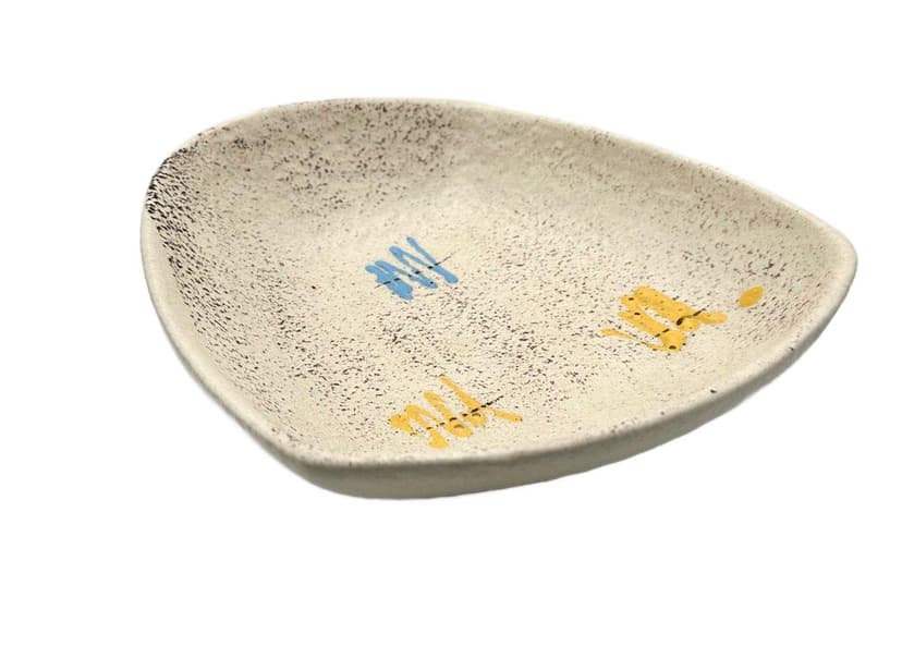 Plate Fat Lava No 339, multicolor ceramic, Germany, 1960s.