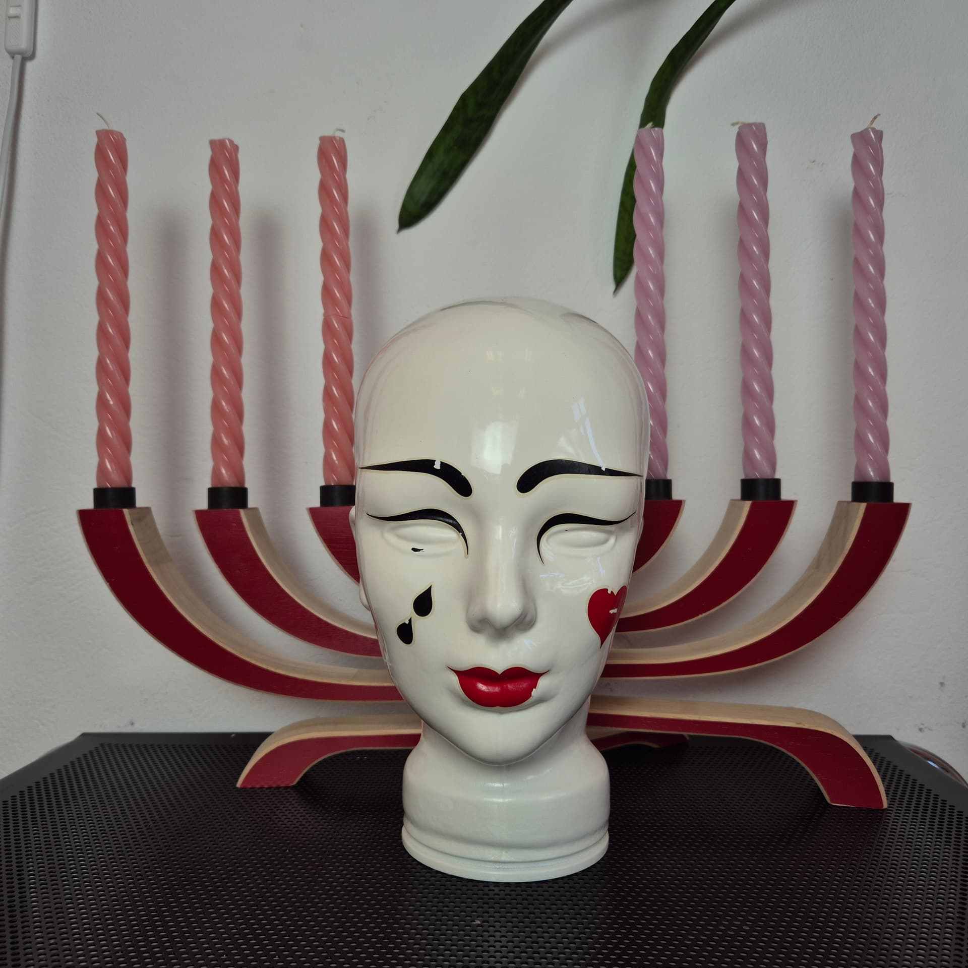 Głowa dekoracyjna, ivory white szkło, Niemcy, lata 70. - 142689