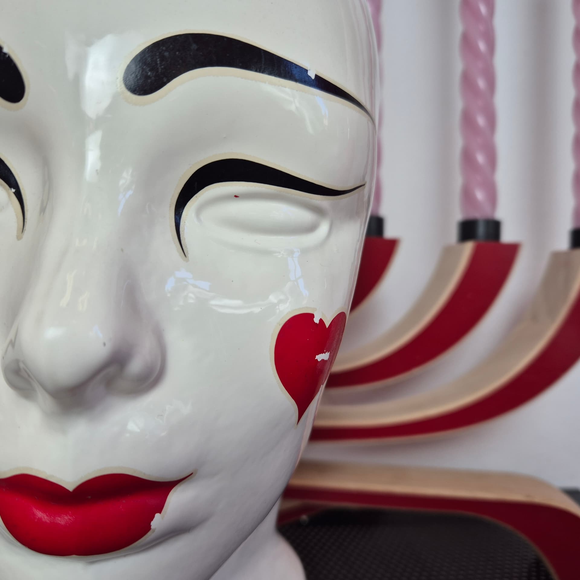 Głowa dekoracyjna, ivory white szkło, Niemcy, lata 70. - 142693