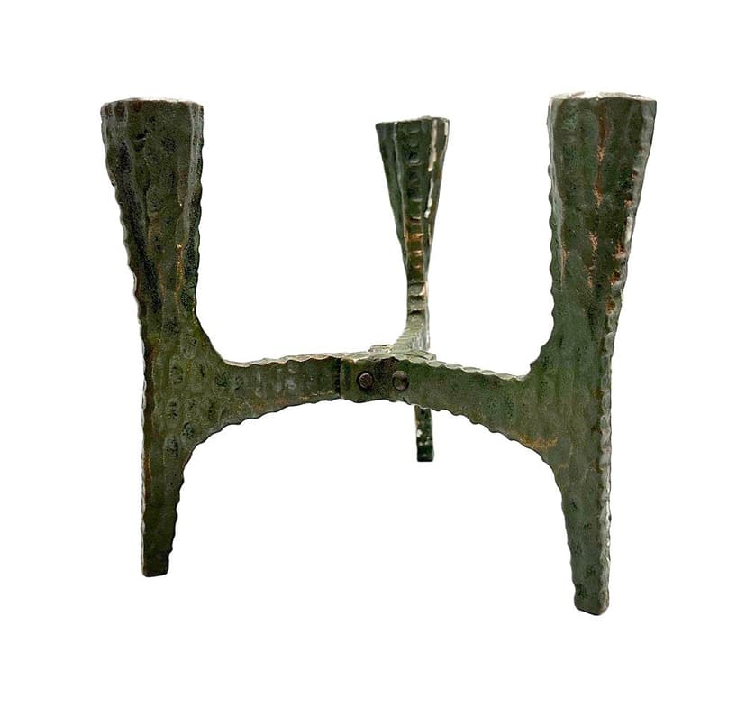 Świecznik brutalistyczny, patynowana miedź zielona, Polska, lata 70.