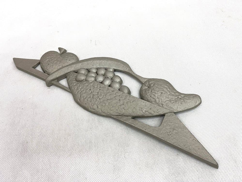 Relief ścienny, szary, aluminium, Czechy, lata 50. - 156824