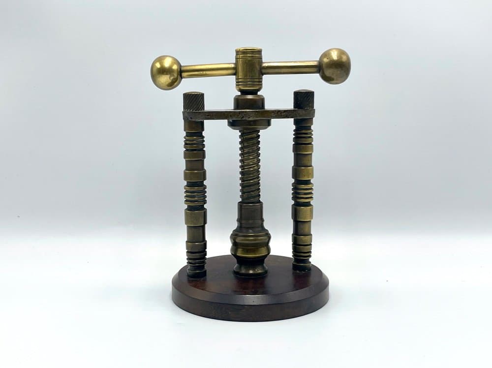 Dziadek do orzechów Art déco, mosiądz złoty, Polska, lata 30. - 156935