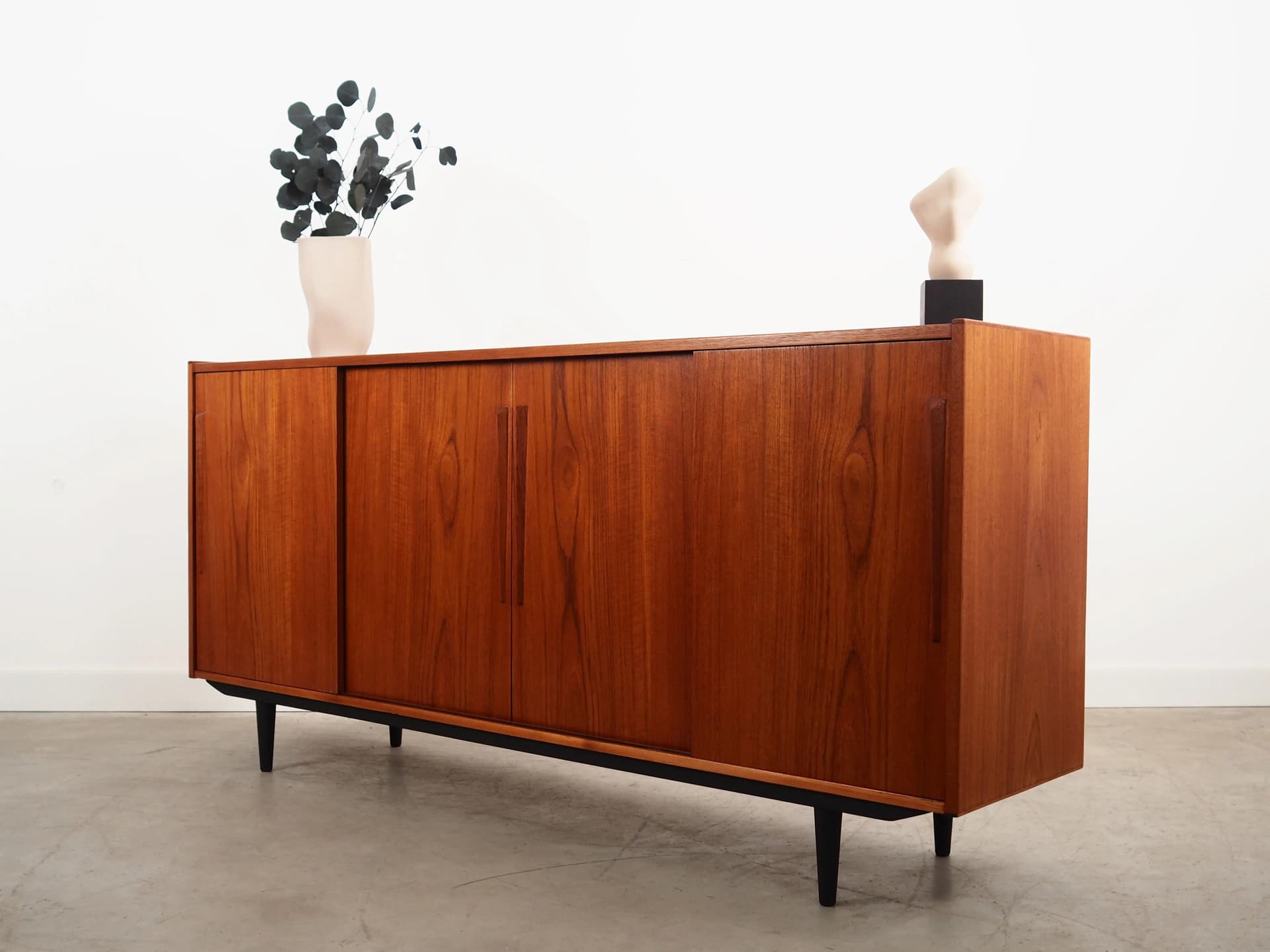 Sideboard, orange teak, Denmark, 1970s. - 9902