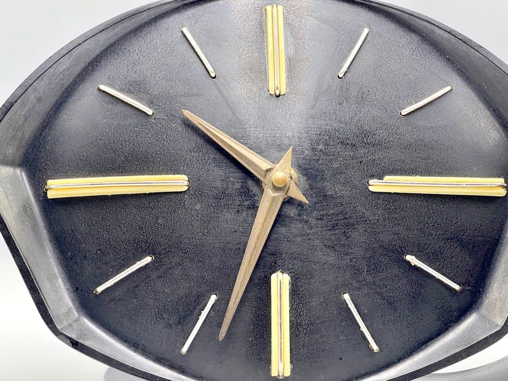 Zegar stołowy Space Age, czarny bakelit, Czechy, lata 50. - 156961