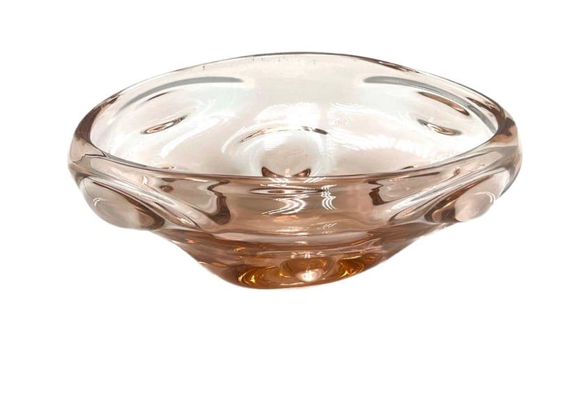 Decorative bowl, pink glass, Czech Republic, 1960s.
