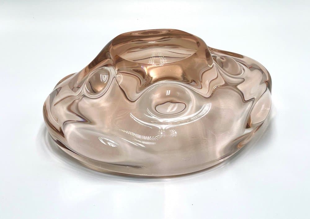 Decorative bowl, pink glass, Czech Republic, 1960s. - 157070